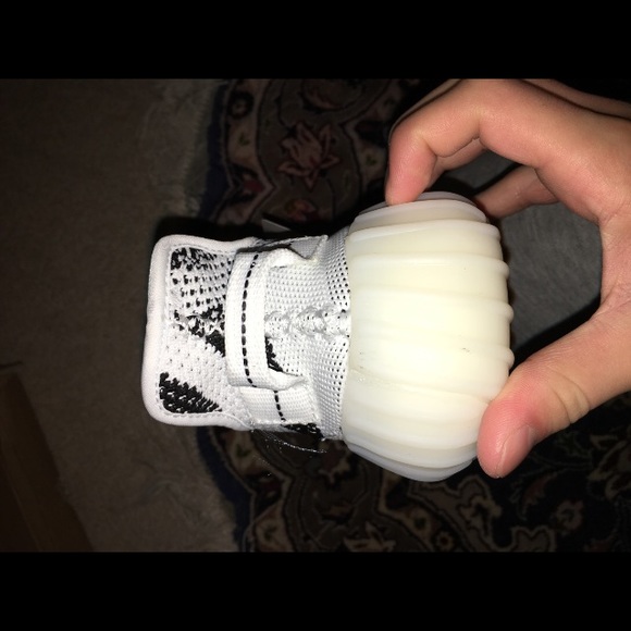 Zebra Yeezy size 10 main image 4