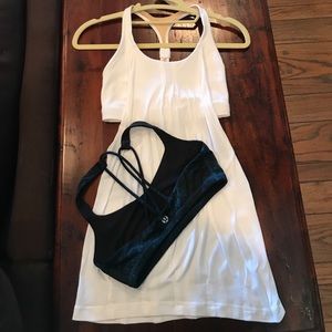 Lululemon Size 4 Tank Top & Bra Bundle Blue White