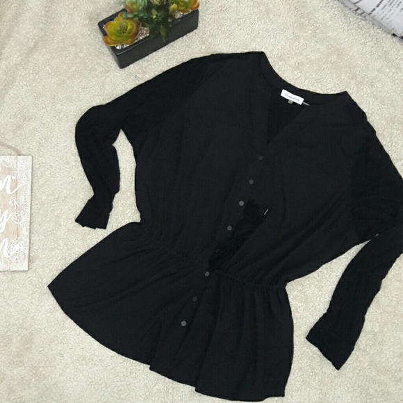 Calvin Klein Tops - Calvin Klein ultra soft tunic perf for leggings