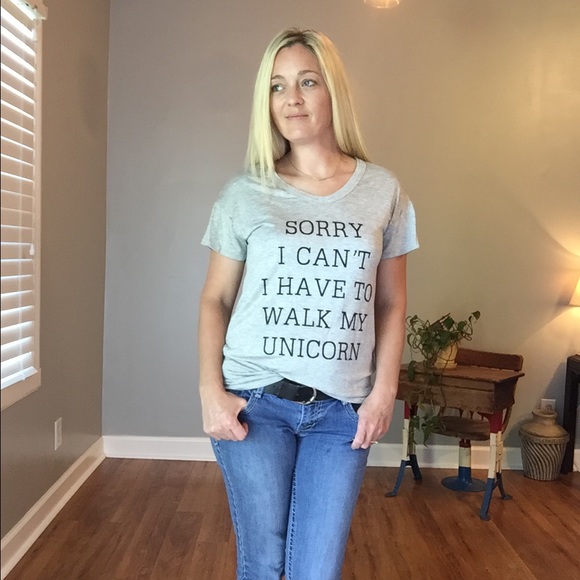 🦄 1 Small Left 🦄Unicorn V Neck Tee - Picture 4 of 5