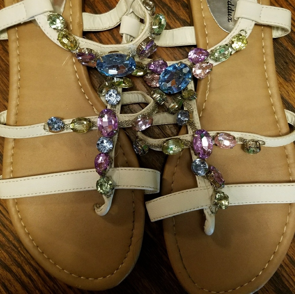 Women sandals