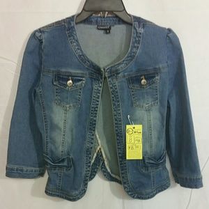 Versatile jean jacket. Size 8. Can b dressy too!