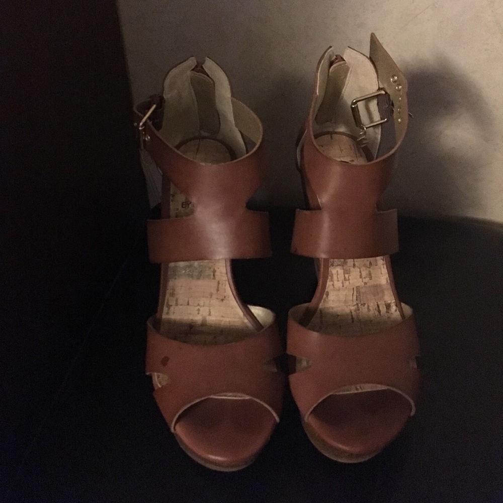 Women's G by Guess heels brown