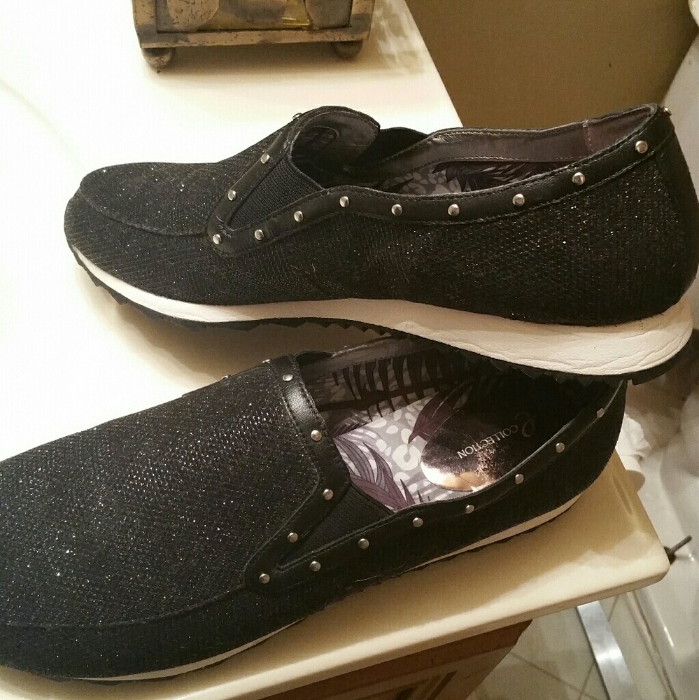 Size 11 slide ons