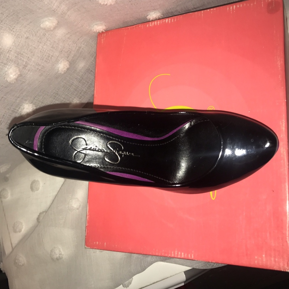 Jessica Simpson Pumps - Picture 2 of 2