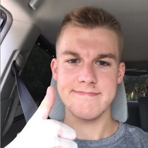 Meet your Posher, Cole