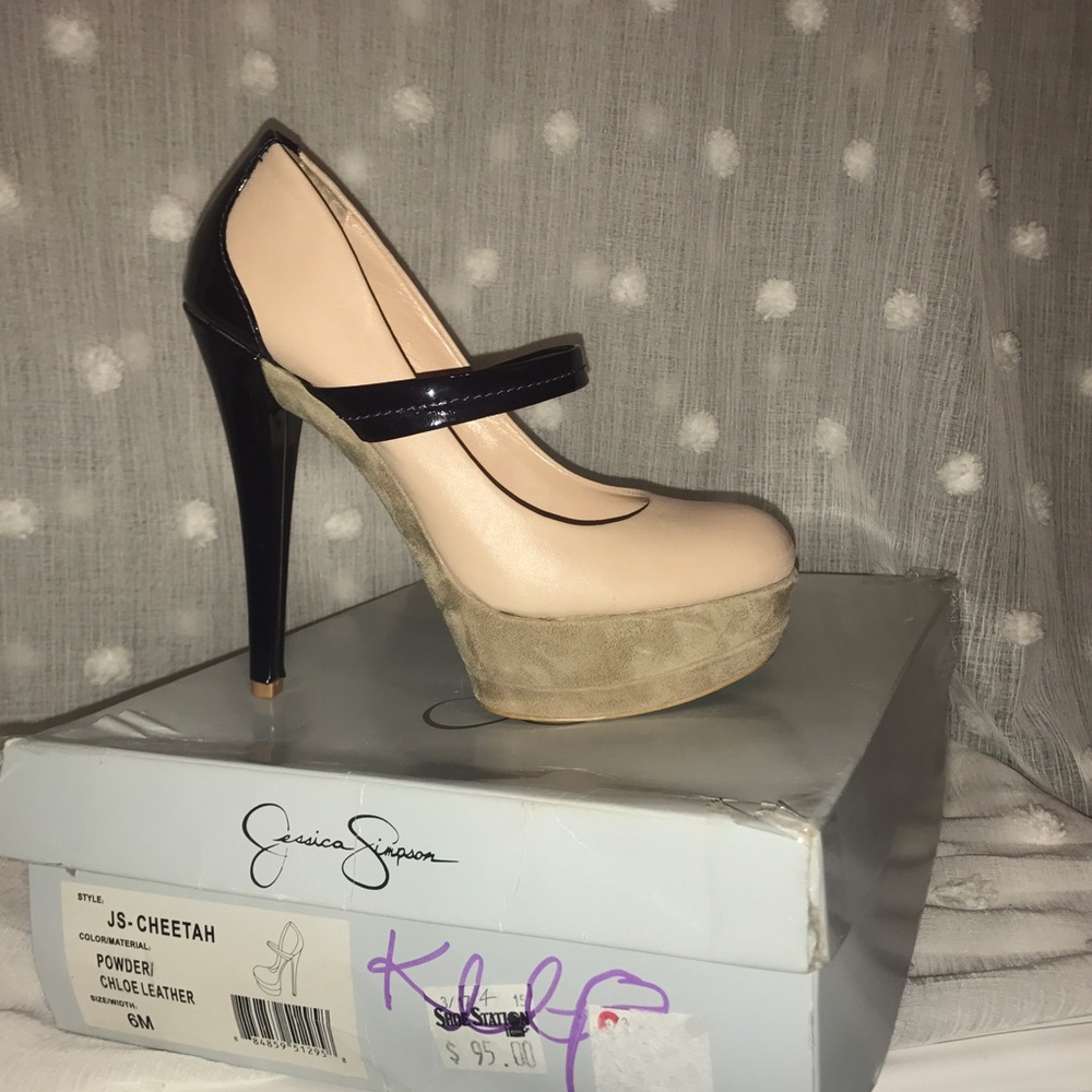 Jessica Simpson Pumps
