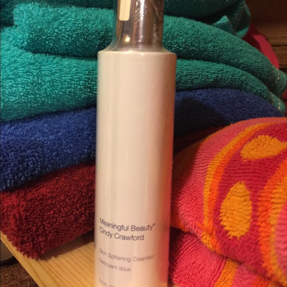 Meaningful Beauty Cindy Crawford Cleanser