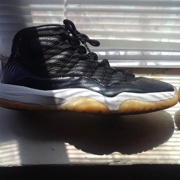 Jordan 11 72-10 - Picture 2 of 4