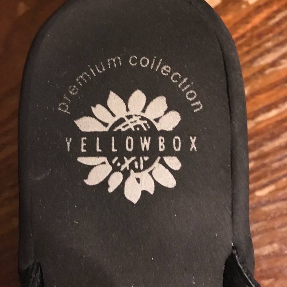 Yellow Box wedge sandal - size 9 - Picture 3 of 7