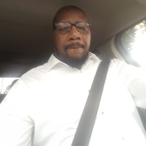 Meet your Posher, Barry