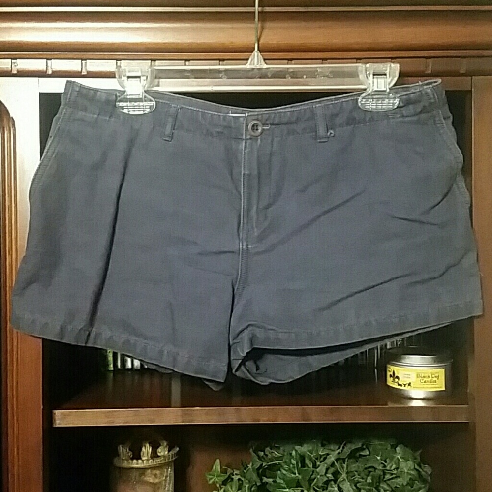 Abercrombie & Fitch navy blue khaki shorts, size 2