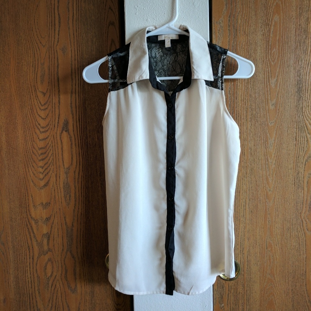 Button down tank