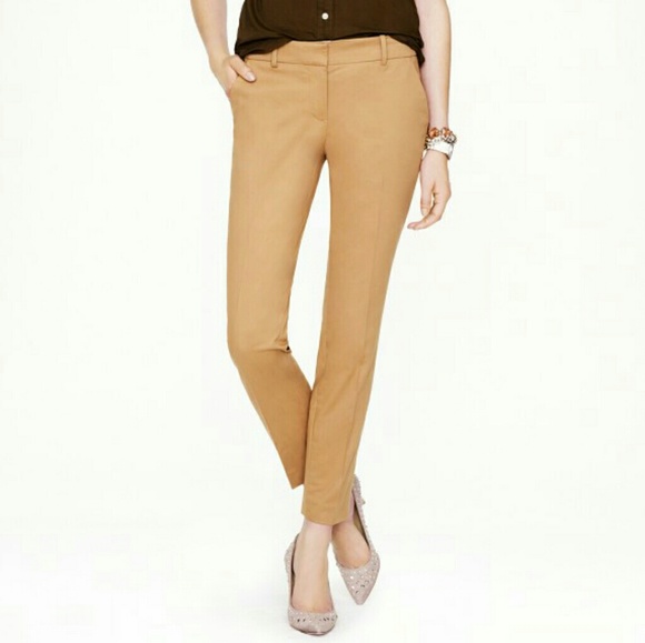 J. Crew Pants - J.Crew khaki cafe capri pants size 8