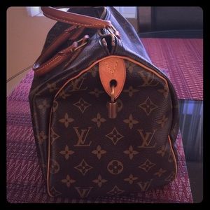 Gorgeous lv speedy 30