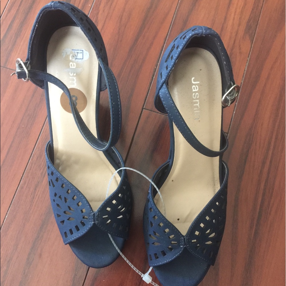 Brand new blue heals !!