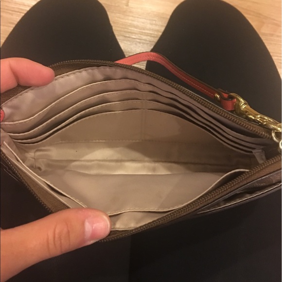 Coach wristlet - Picture 5 of 6