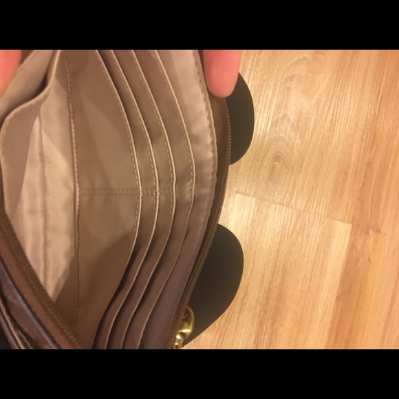 Coach wristlet - Picture 3 of 6