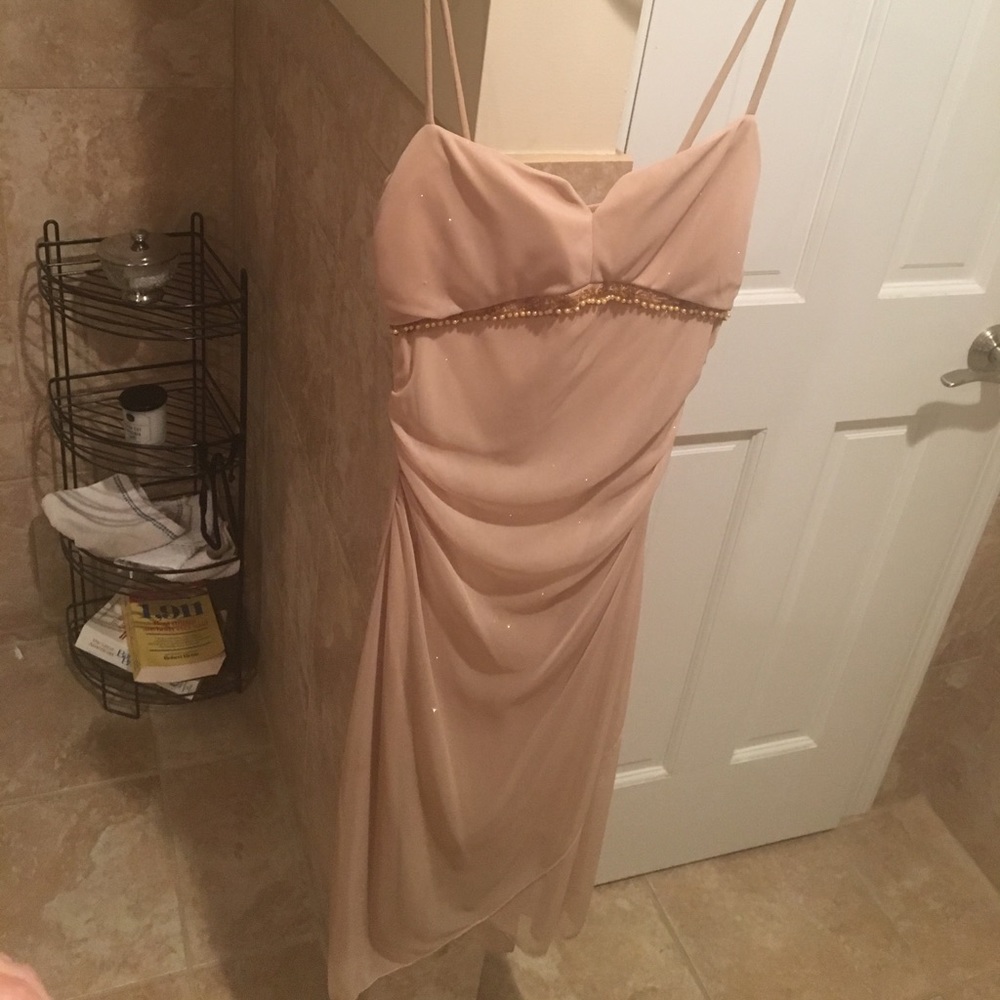 FANCY BEIGE/GOLD DRESS SIZE M