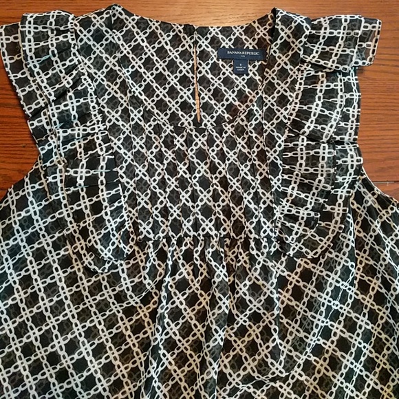 Banana Republic Sheer Blouse - Picture 2 of 5