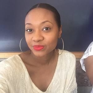 Meet your Posher, Aisha