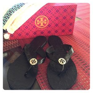 Black Tory butch thora sandal