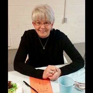 Meet your Posher, Tina