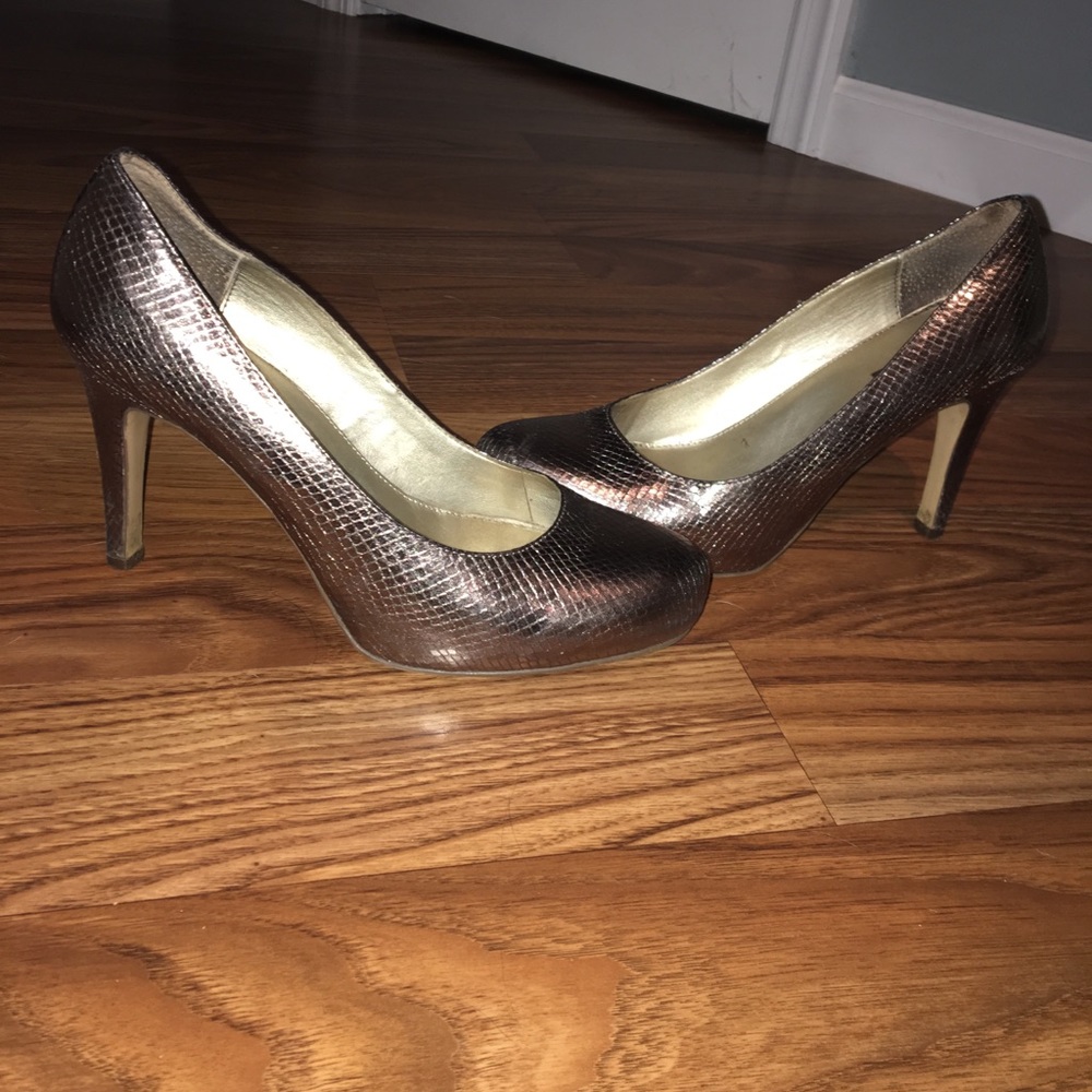 Bandolino Bronze Heels