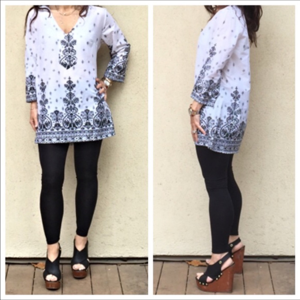 LAST ONE! Black and White Tunic - Picture 4 of 5