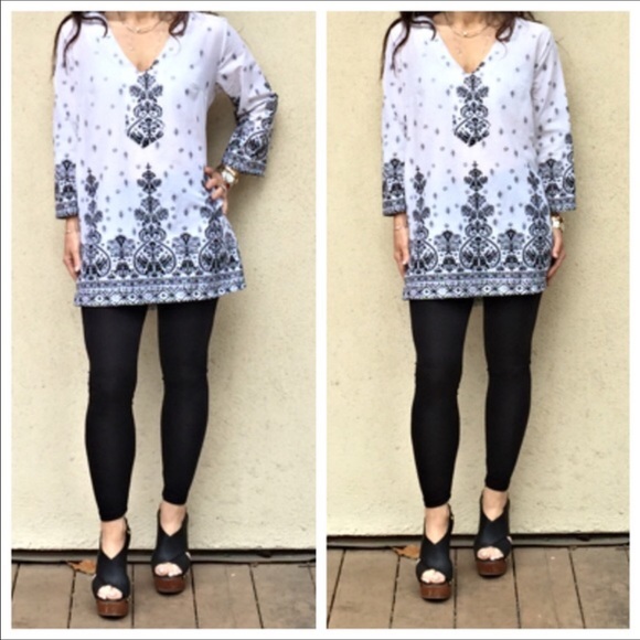 LAST ONE! Black and White Tunic - Picture 2 of 5