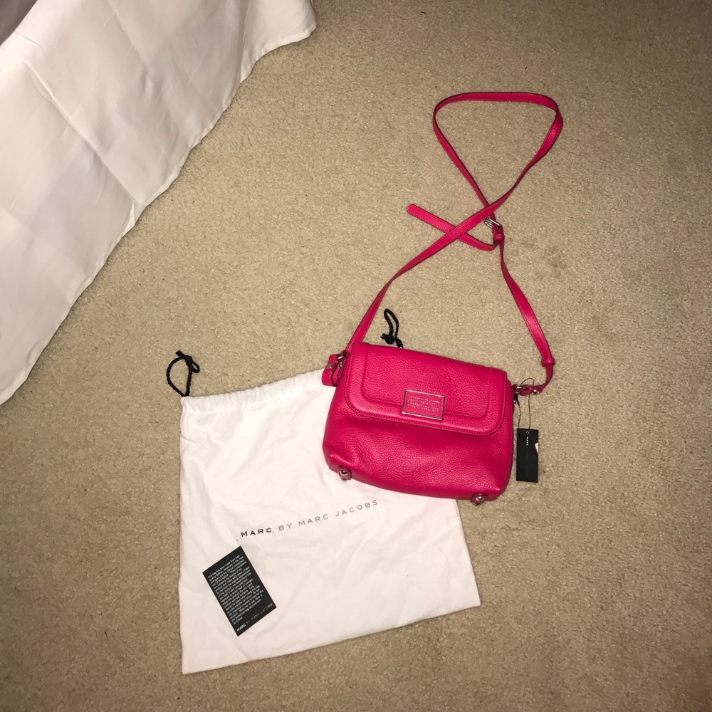 Marc Jacobs cross body