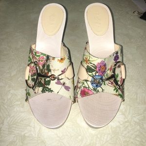 Horse bit Multicolor/Floral canvas high heel