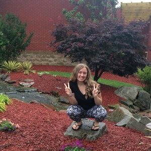 Meet your Posher, Sierra