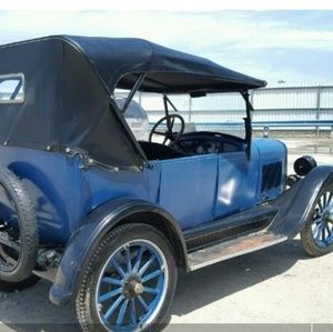 Meet your Posher, Elliot