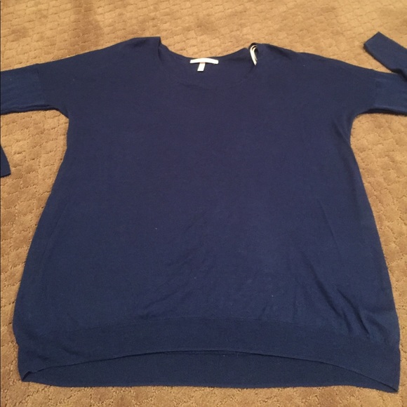 Long sleeve Victoria's Secret light sweater - Picture 3 of 3