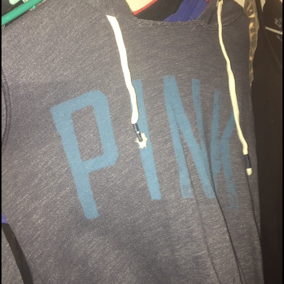 Pullover - Picture 2 of 2