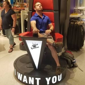 Meet your Posher, Nic