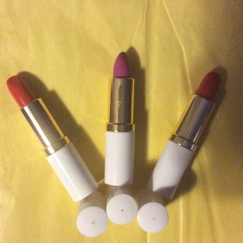 Generic 💄2 Reds and 1 Violet - Picture 3 of 5