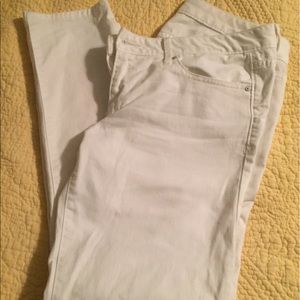 Gap Always Skinny White Jeans