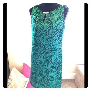 Donna Morgan green and black shift dress