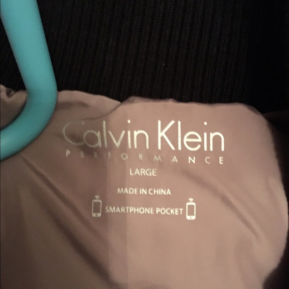 Calvin Klein performance vest size large - Picture 3 of 4
