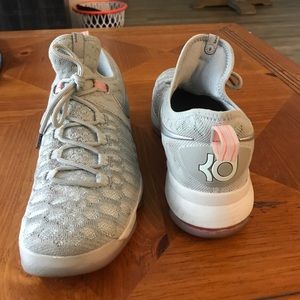 Men's nike basketball shoes.