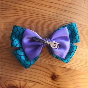 Disney Little Mermaid Bow