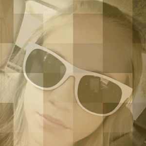 Meet your Posher, Savannah