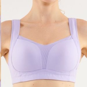 Lululemon Ta Ta Tamer - 34C Lilac