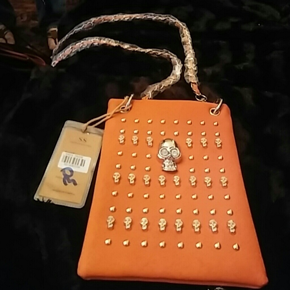 Hand bag