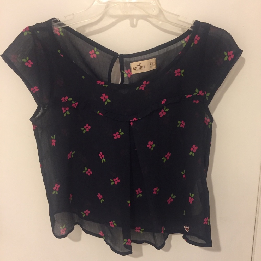 ✨SALE✨Hollister Sheer Floral Tee