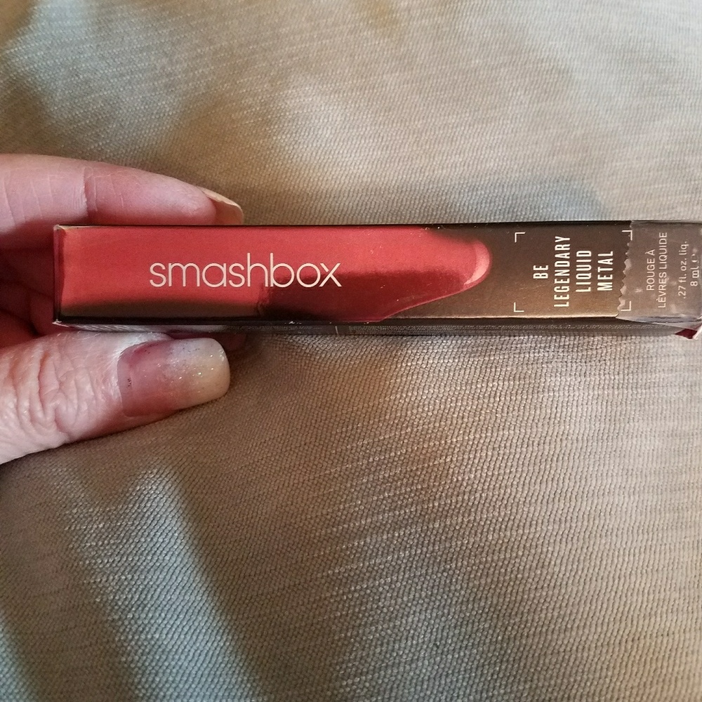 SMASHBOX metal mouth lipstick