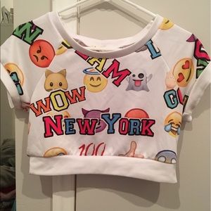 Emoji short sleeve crop top
