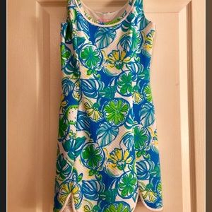 Adorable Lily Pulitzer dress